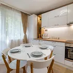 Second Next To Sea Garden Appartement *