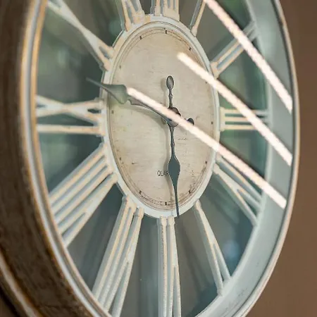 Second Next To Sea Garden Apartment