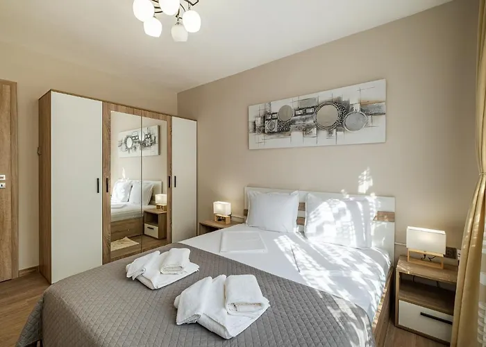 Second Next To Sea Garden Apartment Varna