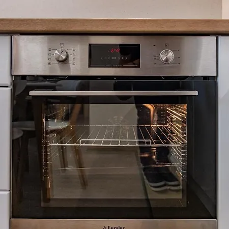 Apartament Second Next To Sea Garden