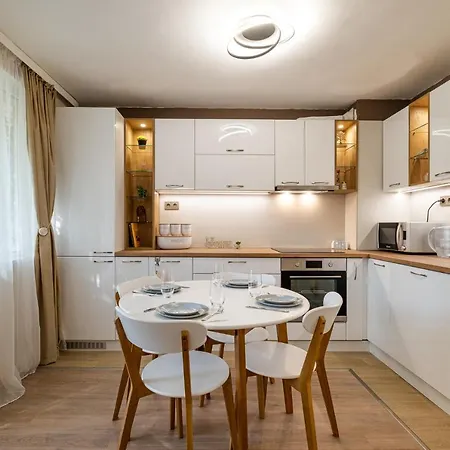 Second Next To Sea Garden Apartament