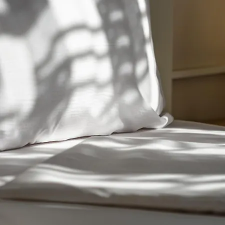 Second Next To Sea Garden Apartament *