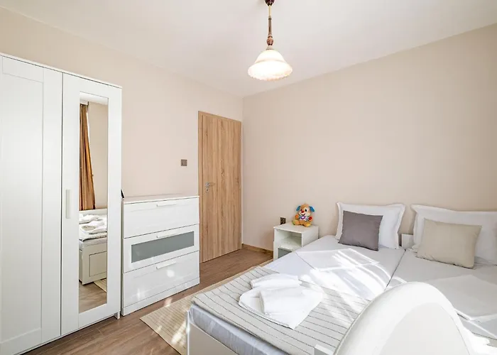 Appartamento Second Next To Sea Garden Varna