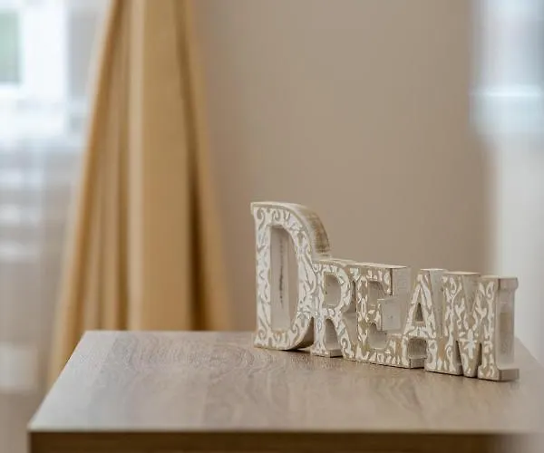 Second Next To Sea Garden 바르나