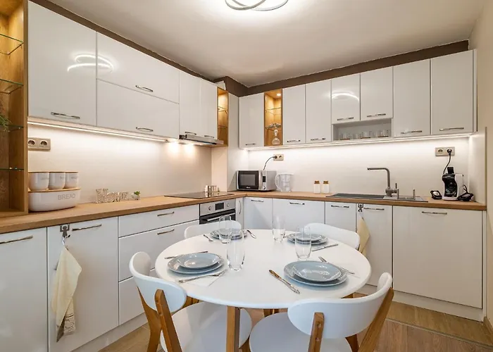 Second Next To Sea Garden Appartamento