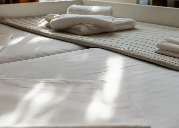 Second Next To Sea Garden 아파트 *