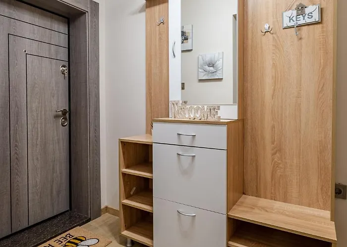 Second Next To Sea Garden 아파트 *